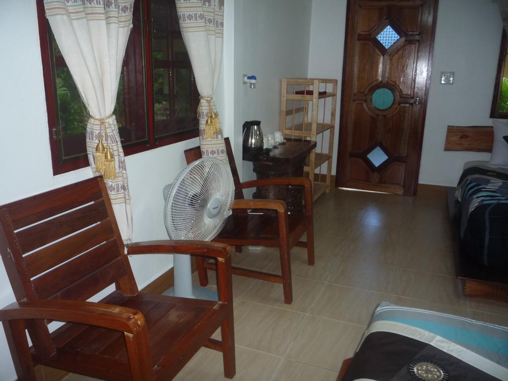 Khao Sok Holiday Resort Khao Sok National Park Екстер'єр фото