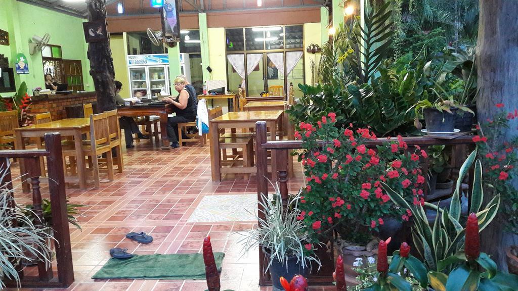 Khao Sok Holiday Resort Khao Sok National Park Екстер'єр фото