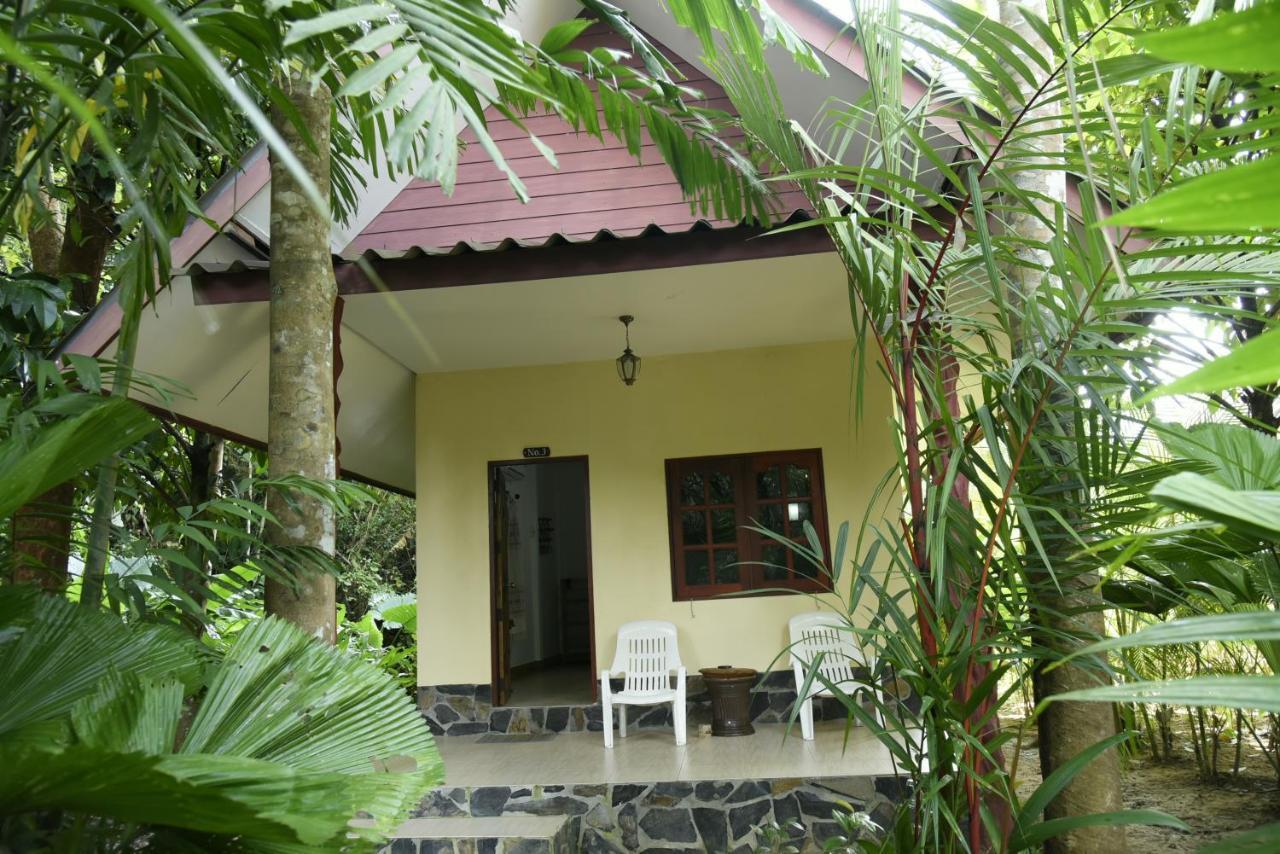 Khao Sok Holiday Resort Khao Sok National Park Екстер'єр фото